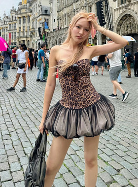 街拍辣妹风复古豹纹显瘦连衣裙女