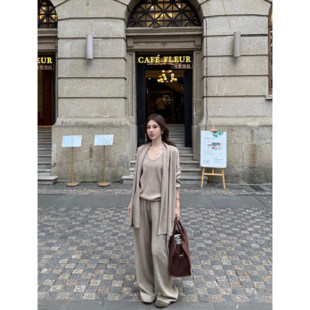 Yinkoo「慵懒调性」休闲通勤秋冬显瘦针织衫女裤开衫背心三件套