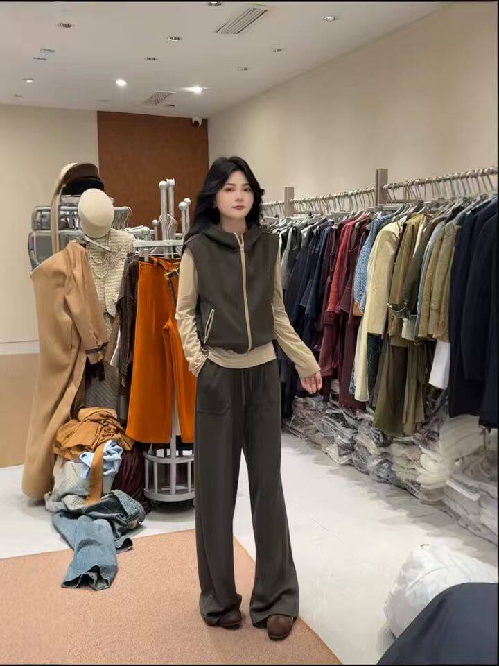 2026秋冬新款连帽马甲高腰阔腿裤