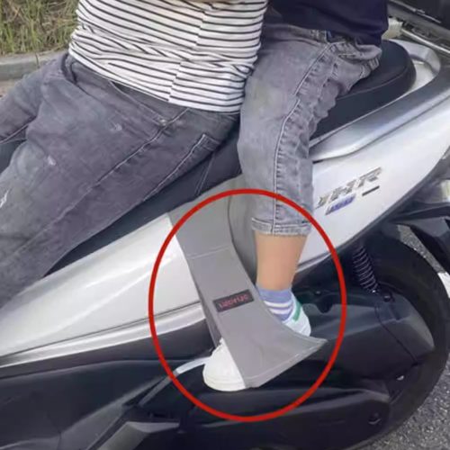 踏板车电动车后座儿童通用脚踏