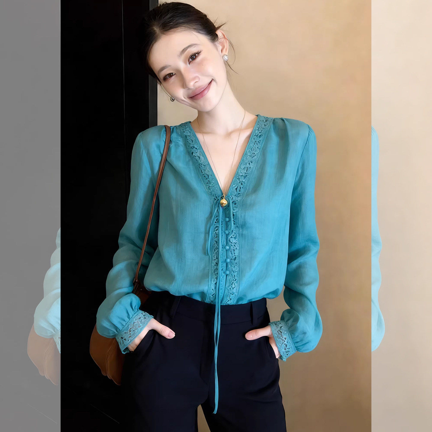 法式蓝色V领蕾丝边衬衫女高级感洋气轻奢小衫早春季2026新款上衣