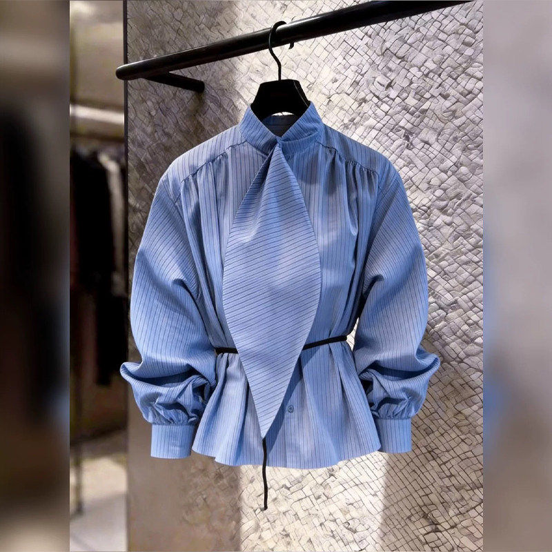 气质蓝色衬衫洋气通勤百搭温柔风显白高级感减龄女装2026春季新款