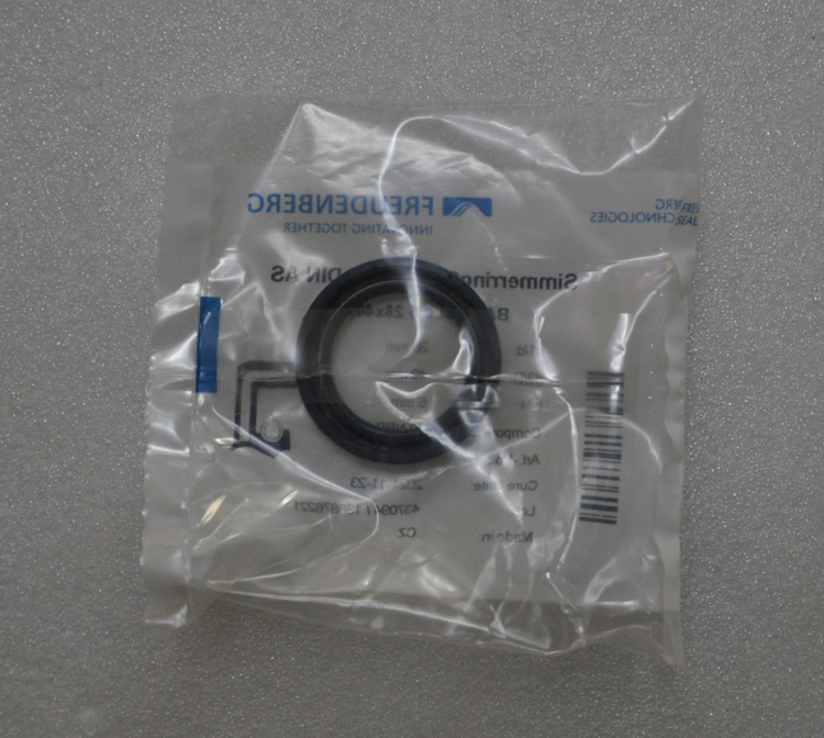 德国进口油封 CFW BAB2SL0.5 28X40X6液压泵马达轴封骨架油封密封