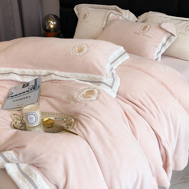 冬季保暖牛奶绒四件套双面加绒加厚珊瑚绒床品轻奢小香风床单被套