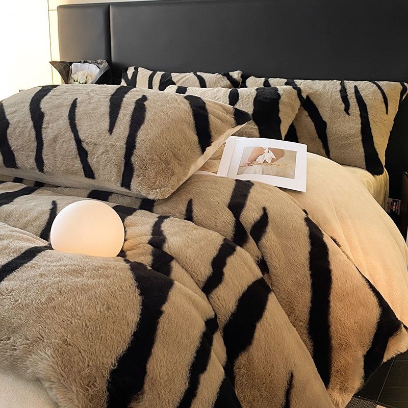 轻奢高级感A类兔毛绒四件套加绒加厚被罩牛奶绒床单冬季保暖裸睡