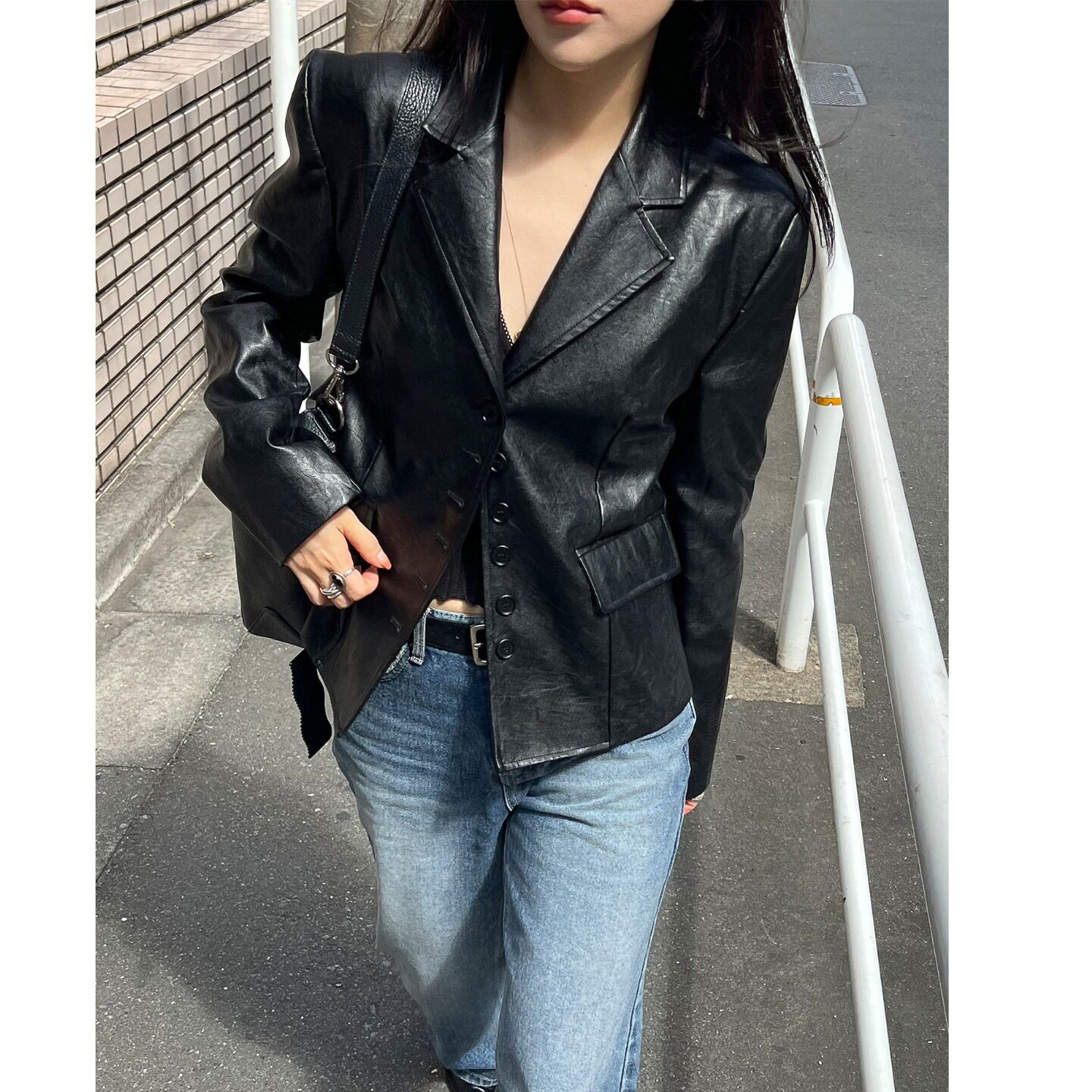 韩国东大门复古翻领小排扣皮衣西装外套女2026秋季新品上衣女开衫