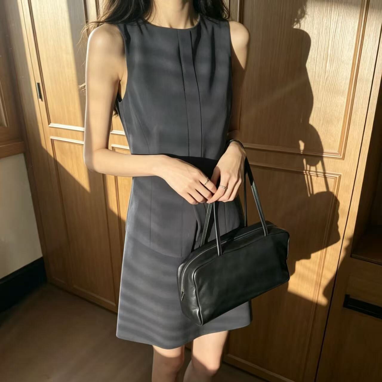 高级感赫本风气质连衣裙设计感假两件无袖背心A字短裙2026夏季新