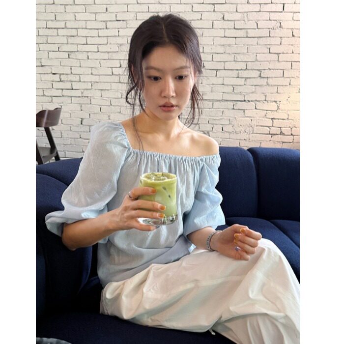 chic韩系温柔甜美减龄方领露肩灯笼袖系带休闲度假防晒上衣雪纺衫