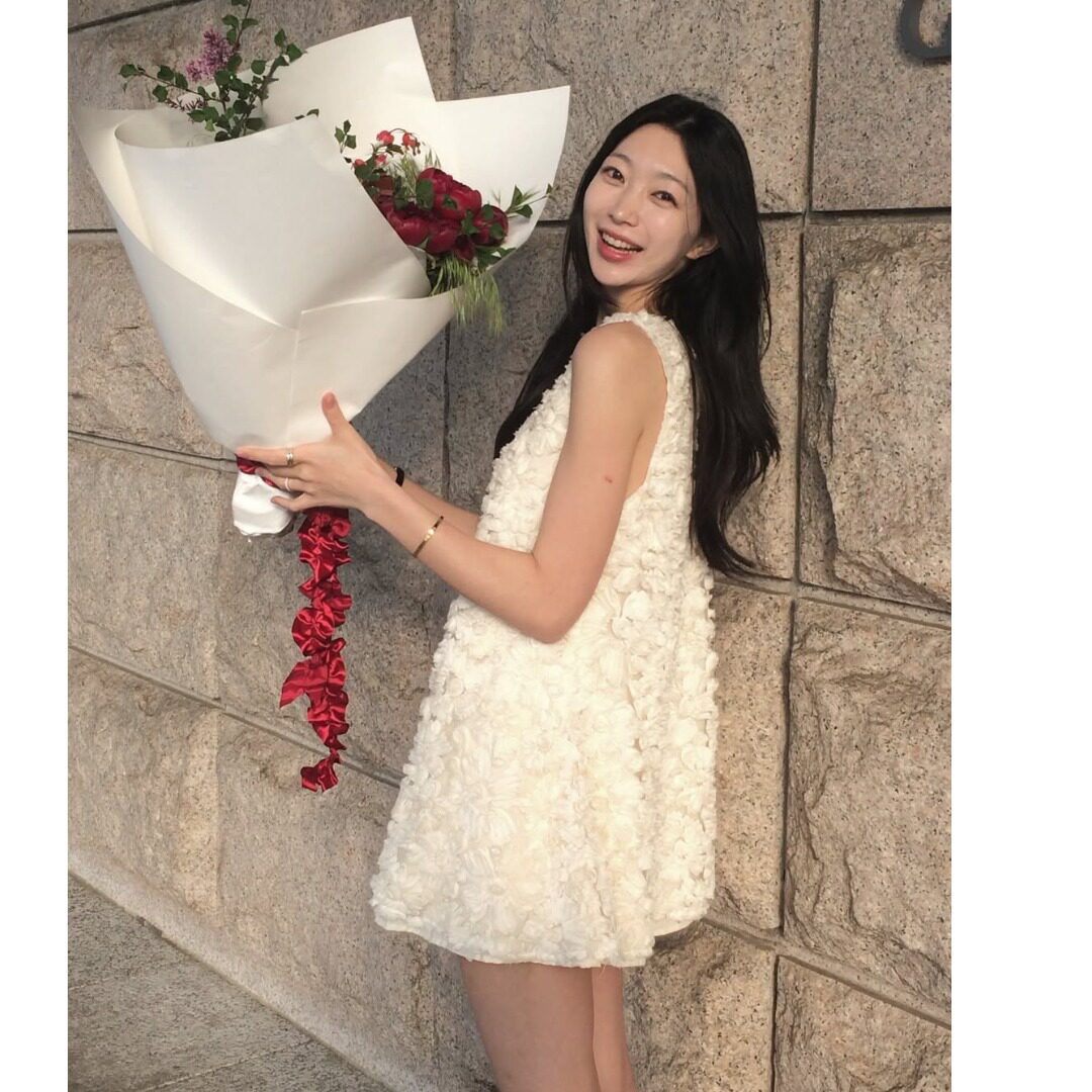 韩国东大门复古重工宽松显瘦立体钩花背心连衣裙女2026夏季短裙女