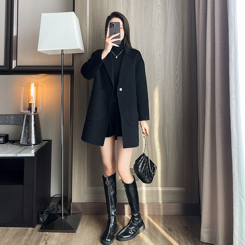 纯手工黑色毛呢外套女中长款修身