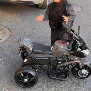 新款儿童电动摩托车 可坐人充电三轮车 男女宝宝电瓶车玩具车厂家