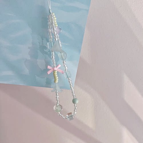 马蹄莲花手机挂绳小众手机链原创手工夏天清新蝴蝶结相机玻璃挂件