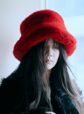 MING 内心风暴 l 超厚浓密静音式保暖大红色节日氛围毛绒渔夫帽