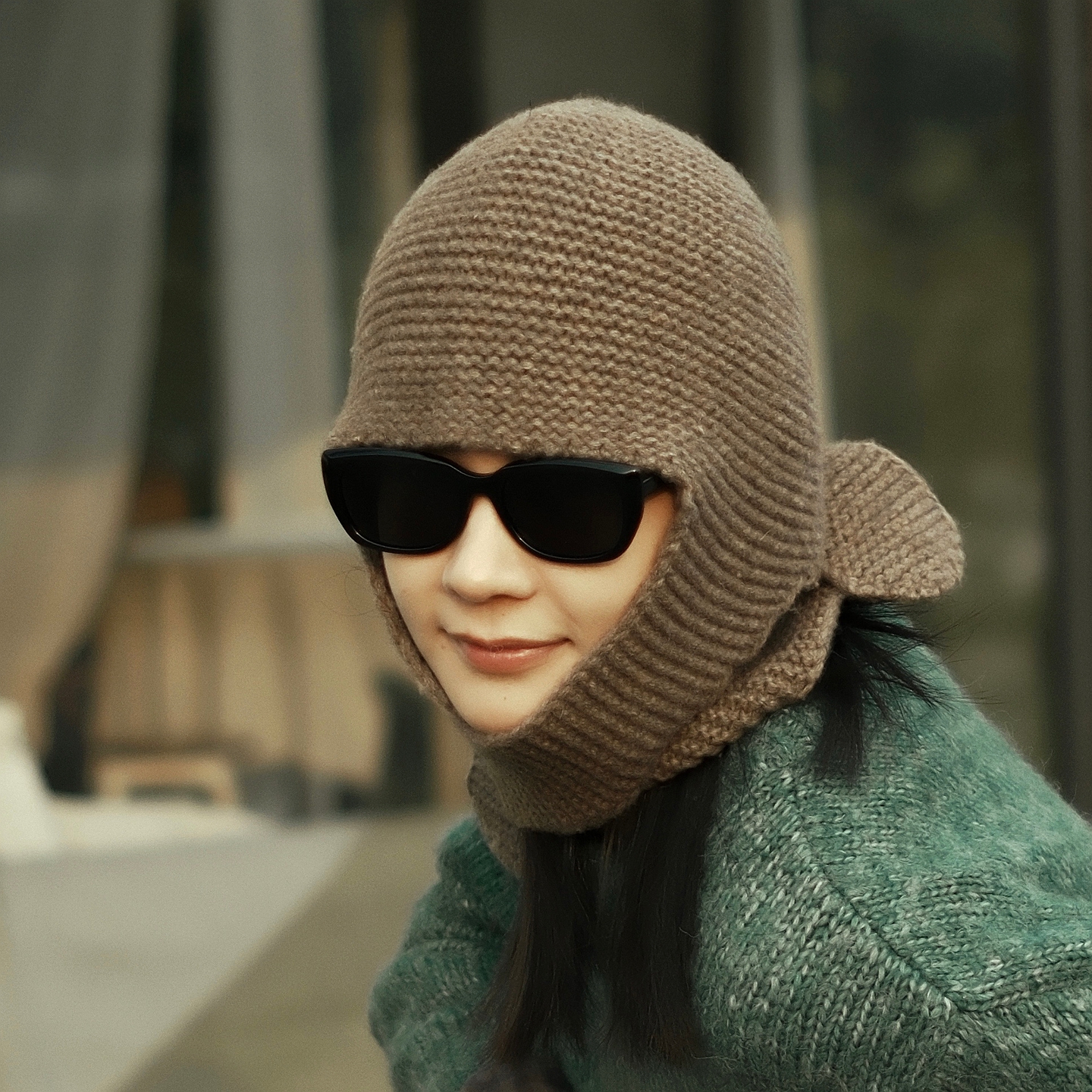 羊毛手工编织冬保暖帽子围巾一体