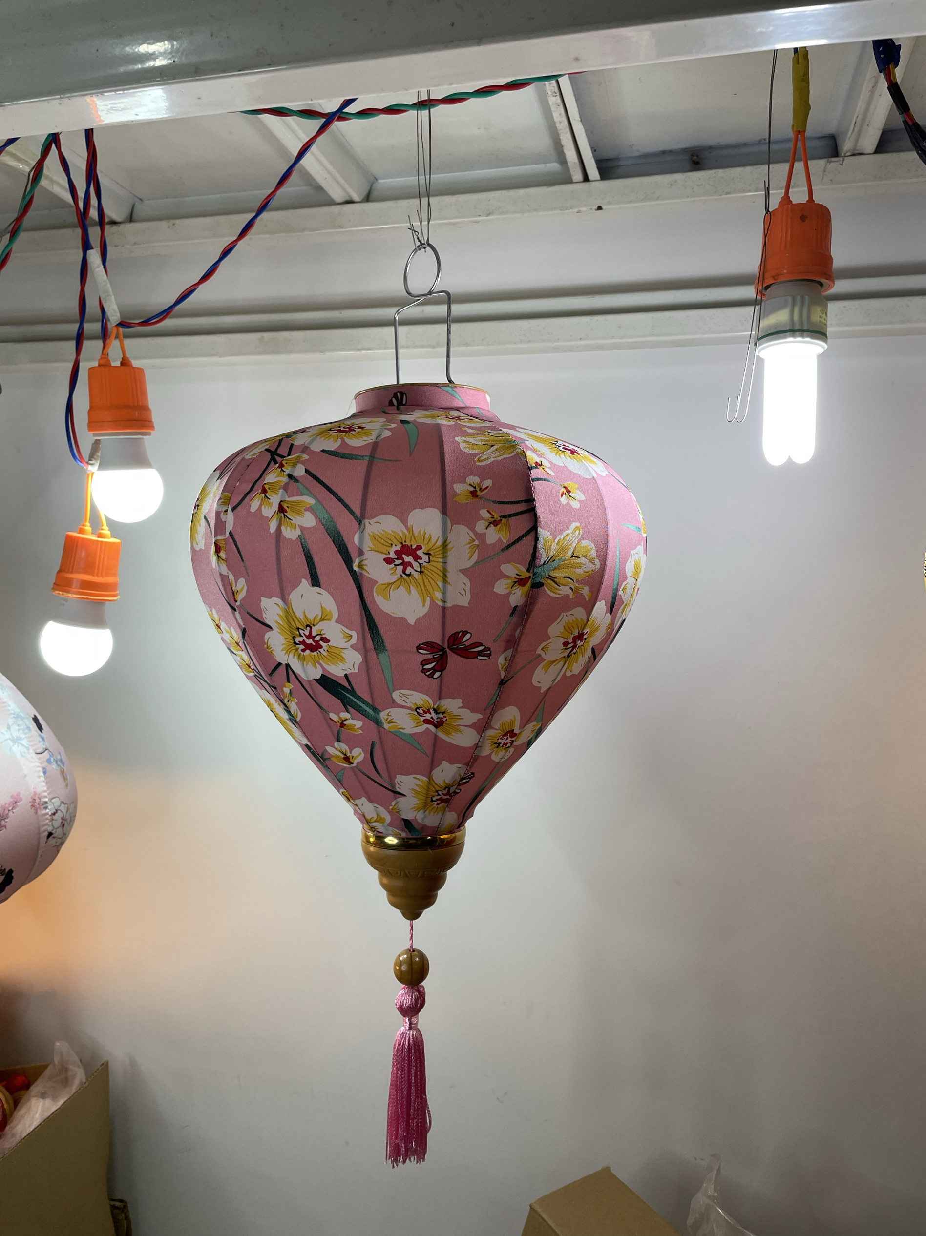 12寸春节新年古风灯笼挂饰宫灯户外门口防水花灯仿古吊灯