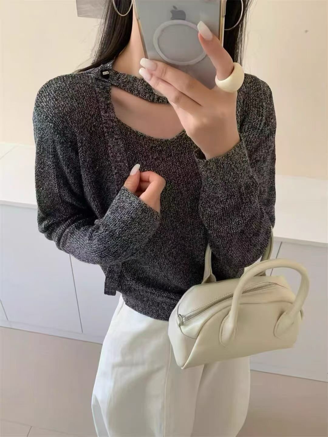 高品质羊毛小心机镂空V领飘带夹花色珠片针织上衣女秋冬毛衣