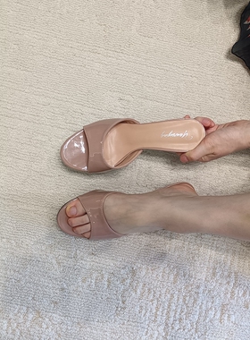 2026新款圆头漆皮细跟凉拖鞋外穿中高低跟鞋一字带露趾套脚女拖鞋