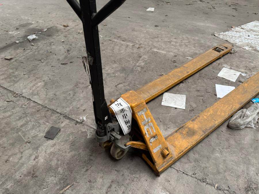 3月17日常州电动托盘车CBD20（3台）、CBD30（4台）、液压搬运车（4台）网络拍卖公告