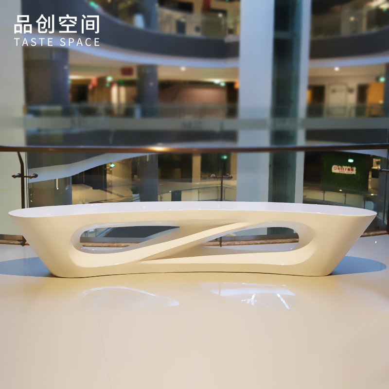 品创空间月亮型商场玻璃钢休闲椅简约时尚公共办公休息区椅子定制