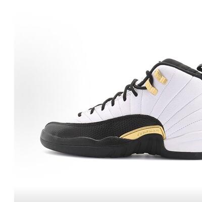 Jordan Air Jordan 12 Royalty高帮 儿童篮球鞋 黑白色153265-170