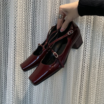 玛丽珍鞋法式漆皮粗跟单鞋小皮鞋