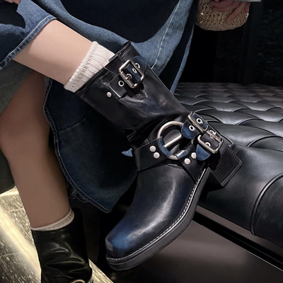 2023新款英伦风单扣套脚机车靴女