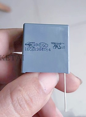 R463R433050M2K 安规电容X2 3.3uF 300VAC 335 KEMET AV集美P27.5