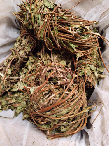 野生金银花藤宝宝婴儿洗澡新鲜晒干忍冬藤整根带叶干当季节250g