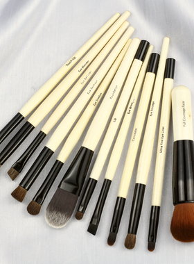 芭比系列BB魔术刷化妆刷 腮红刷粉底刷小马毛眼影刷鼻影刷高光刷