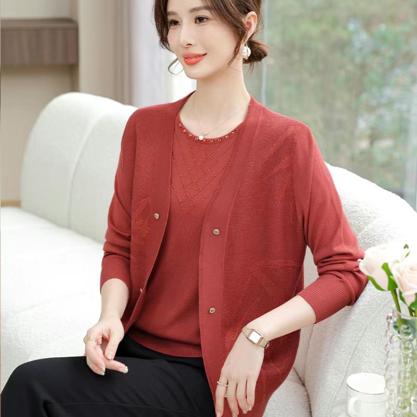 春季妈妈装上衣两件套中年女士针织开衫上衣套装洋气婆婆衣服新款