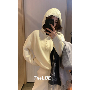 骆衣衣TheLOE 百分百绵羊毛连帽钩花简约减龄套头针织衫