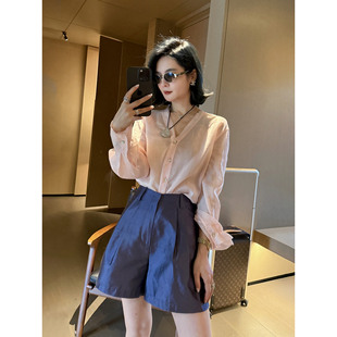 骆衣衣TheLOE/双宫蚕百分桑蚕丝挺括直筒高腰短裤G5304