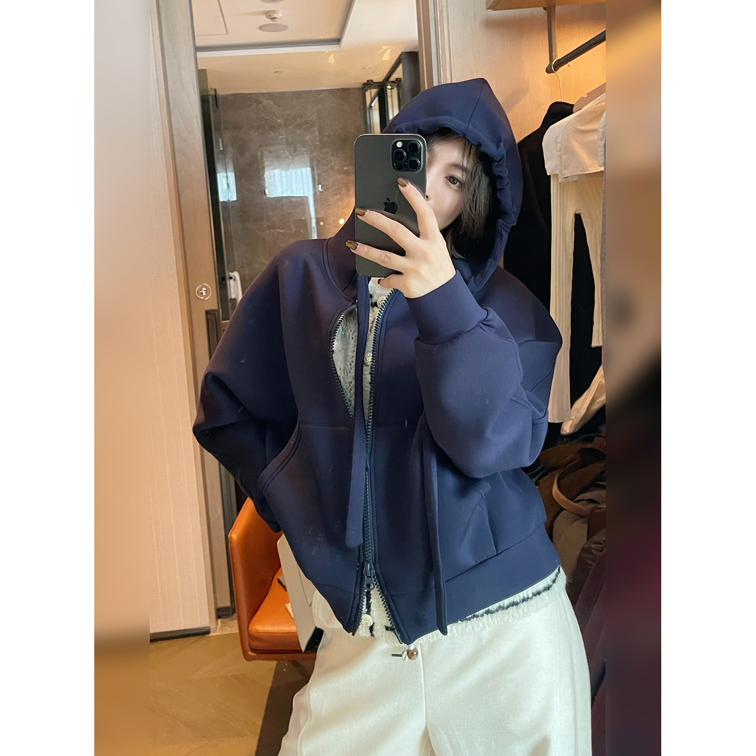 骆衣衣简约人棉连帽宽松拉链卫衣