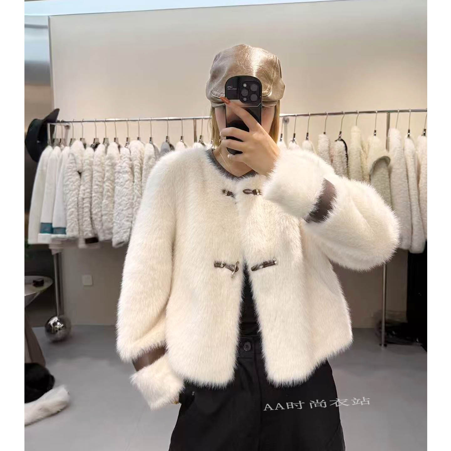 小香风仿水貂绒短款褶皱外套