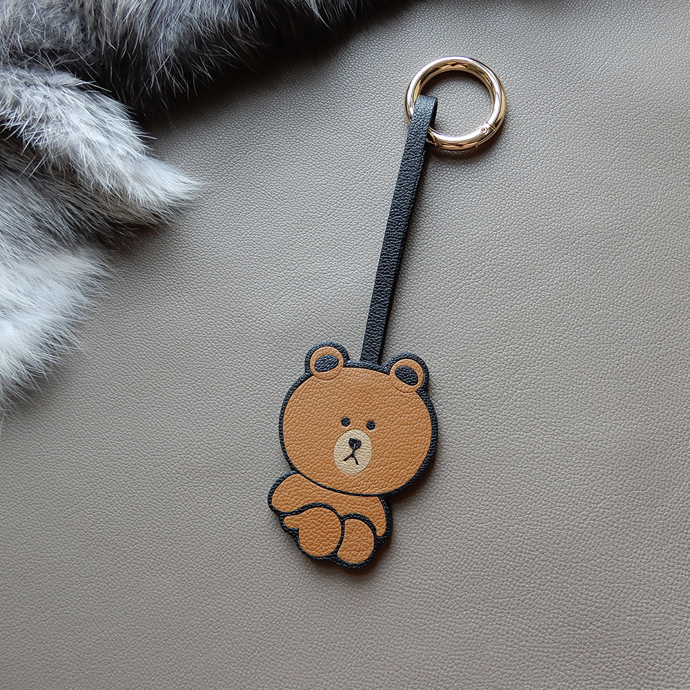 布朗小熊挂饰高级感包挂钥匙扣手工法羊真皮卡通车挂生日礼物可爱