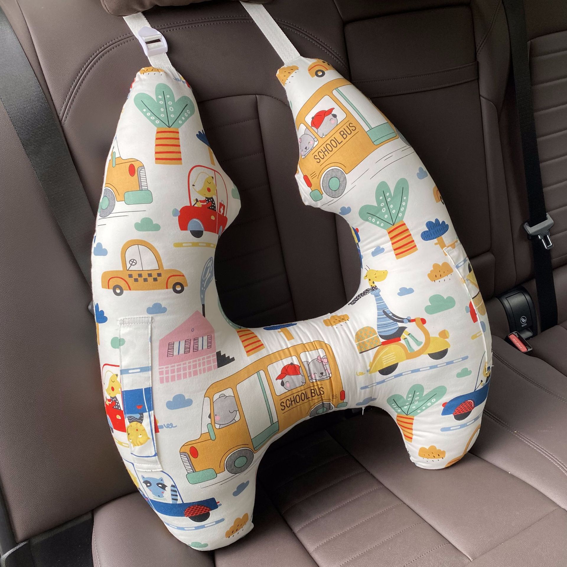 儿童长途坐车睡觉神器车