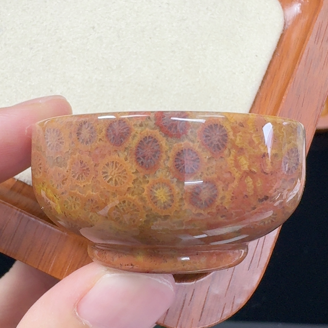 精品珊瑚玉杯收藏级别