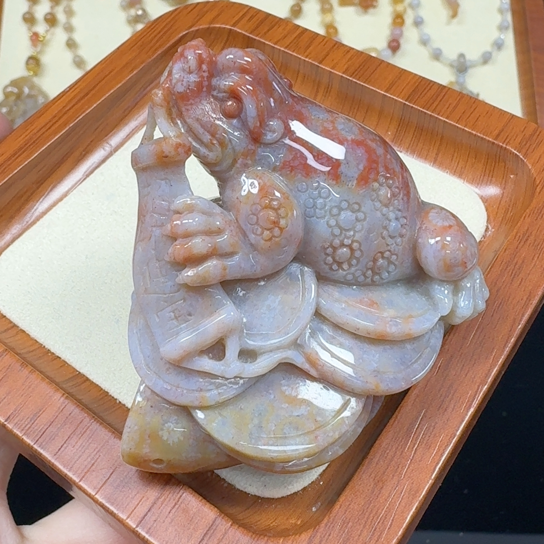 精品珊瑚玉摆件手把件