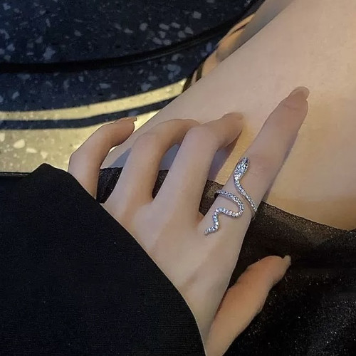 中古vintage蛇形设计师戒指
