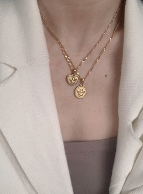 天使浮雕圆牌项链女毛衣链