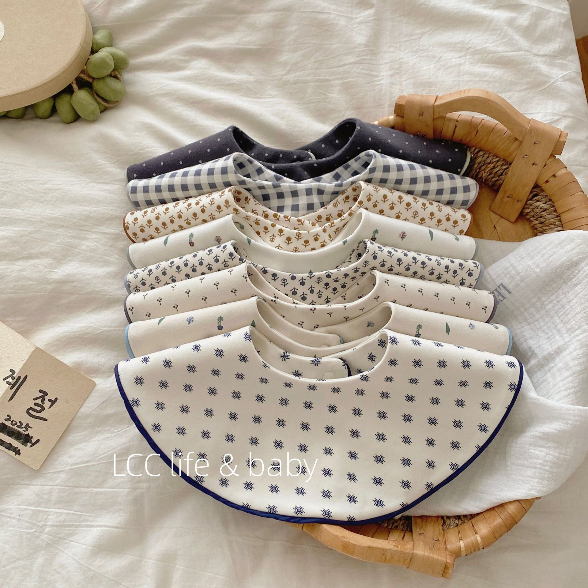 口水巾ins日系婴儿纯棉A类围嘴圆形滚边围兜加厚宝宝口水巾1-2岁,婴童用品,小围嘴,淘宝优惠券,粉丝福利购,淘宝优惠卷