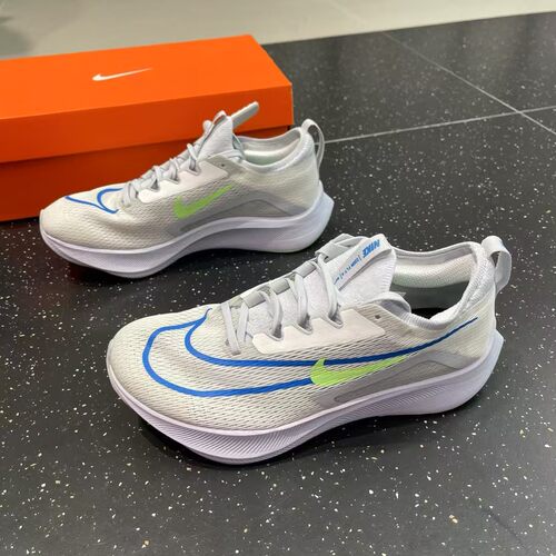 NIKE耐克男子ZOOM FLY 4运动训练跑步休闲鞋CT2392-100