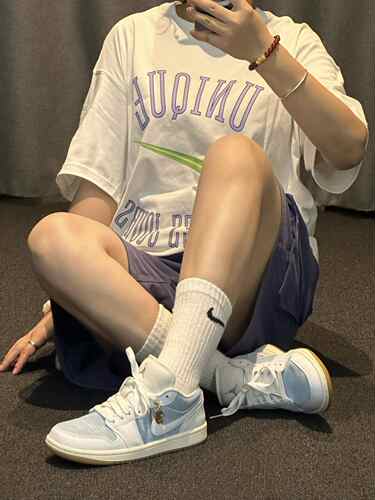 耐克Air Jordan 1 Low蓝白色男女低帮复古休闲运动板鞋HQ2004-400