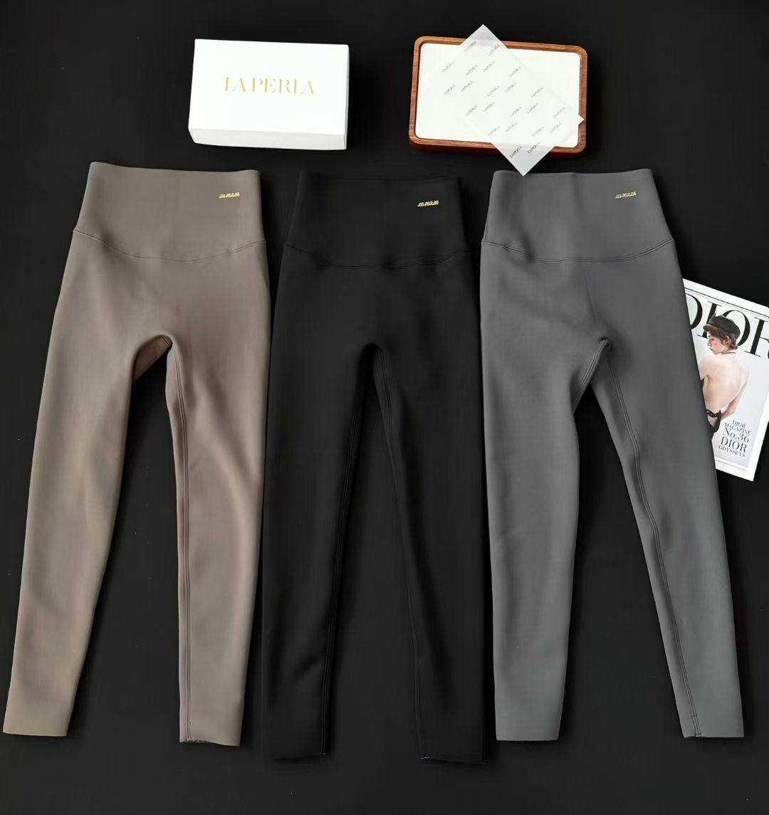 LP加绒加厚磨毛踩脚鲨鱼打底裤一体外穿长秋冬季瘦腿高腰收腹女士