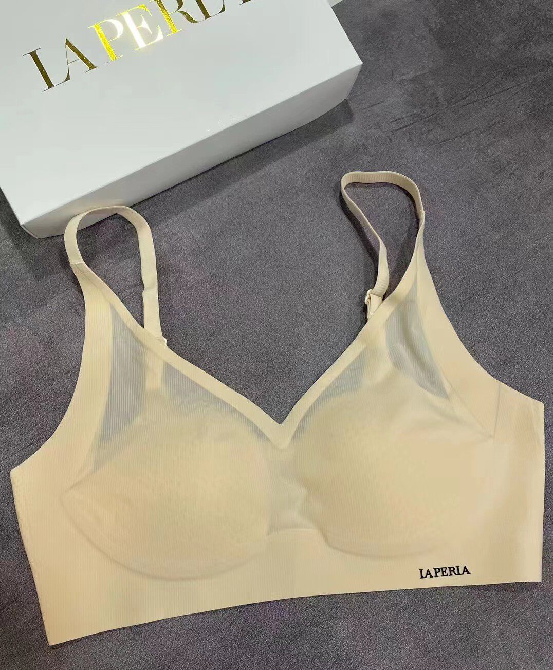 贵妇夏季lap新款硅胶无痕超薄透气裸感亲肤网纱性感芒果杯文胸女