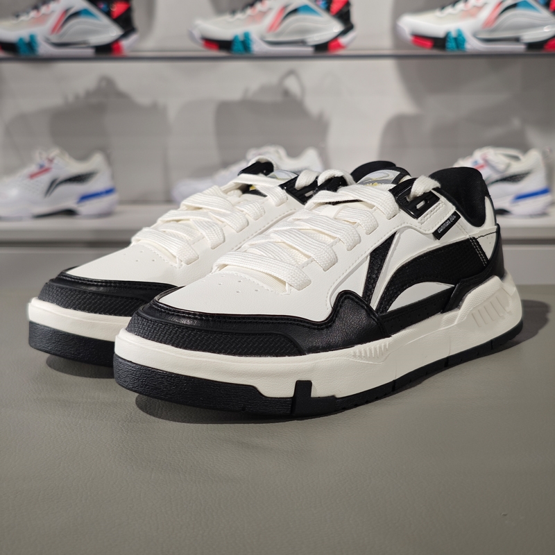 李宁正品女子舒适耐磨运动板鞋