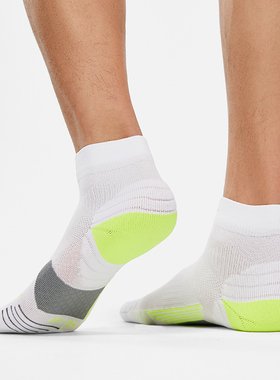 Lining/李宁正品新款跑步系列男女同款透气舒适短筒运动袜AWST103