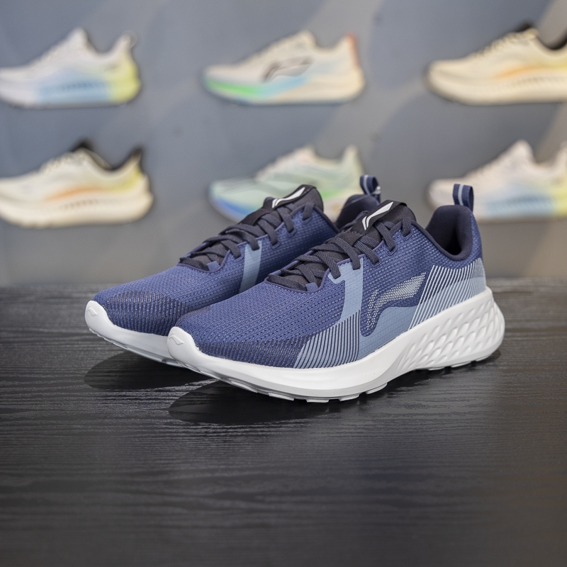 李宁正品轻云男子防滑减震耐磨透气运动低帮休闲跑步鞋AGLV221-3