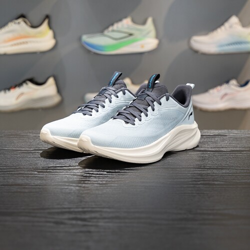 李宁正品男子户外低帮跑步鞋