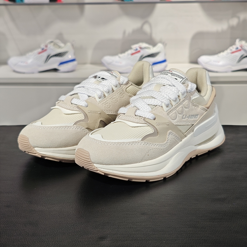 Lining/李宁正品春季新款女子时尚舒适经典运动休闲鞋AGCU062-4